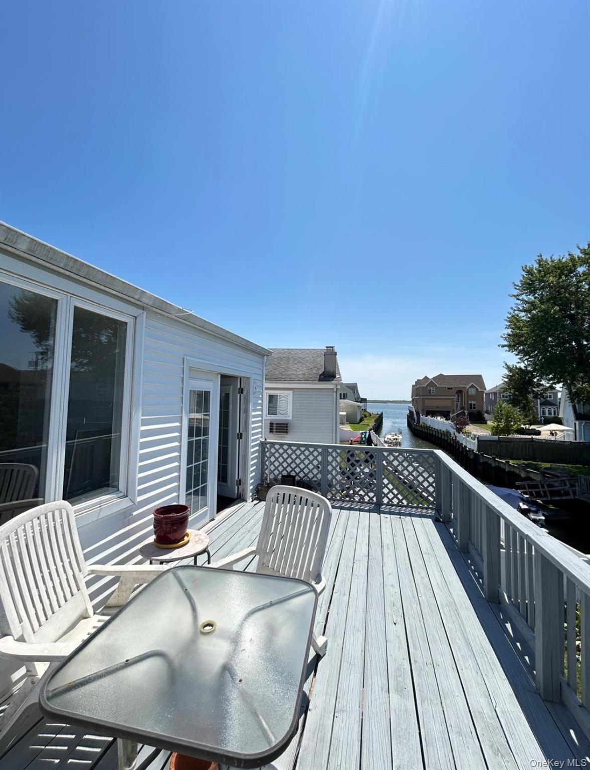 #14 photo, 300 Branch Avenue, ナッソー郡 Freeport , NY 11520