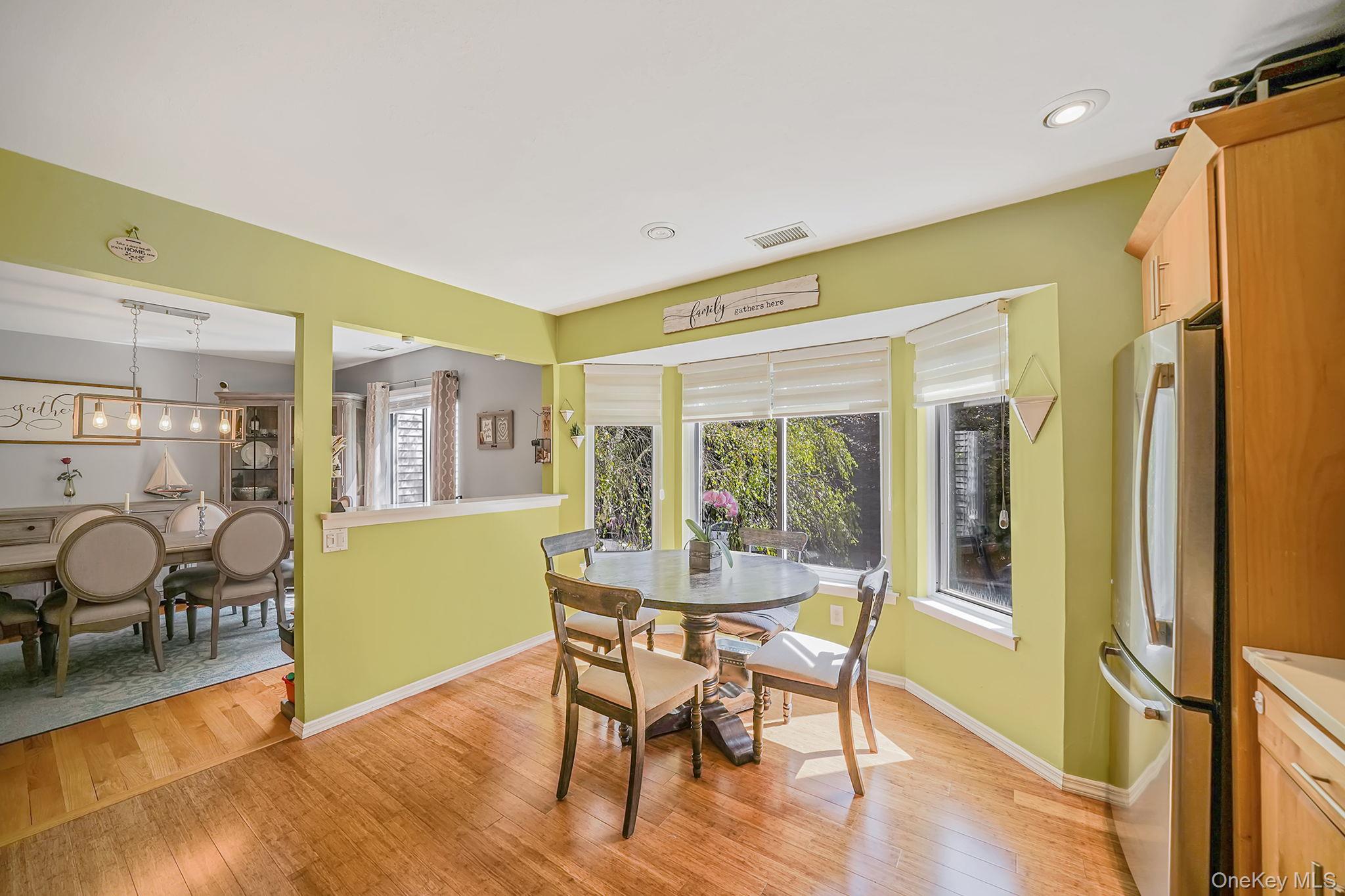 #10 photo, 3538 Gibbs Road, サフォーク郡 Coram , NY 11727