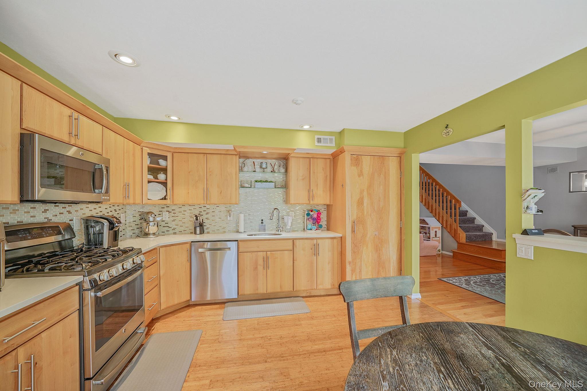 #11 photo, 3538 Gibbs Road, サフォーク郡 Coram , NY 11727