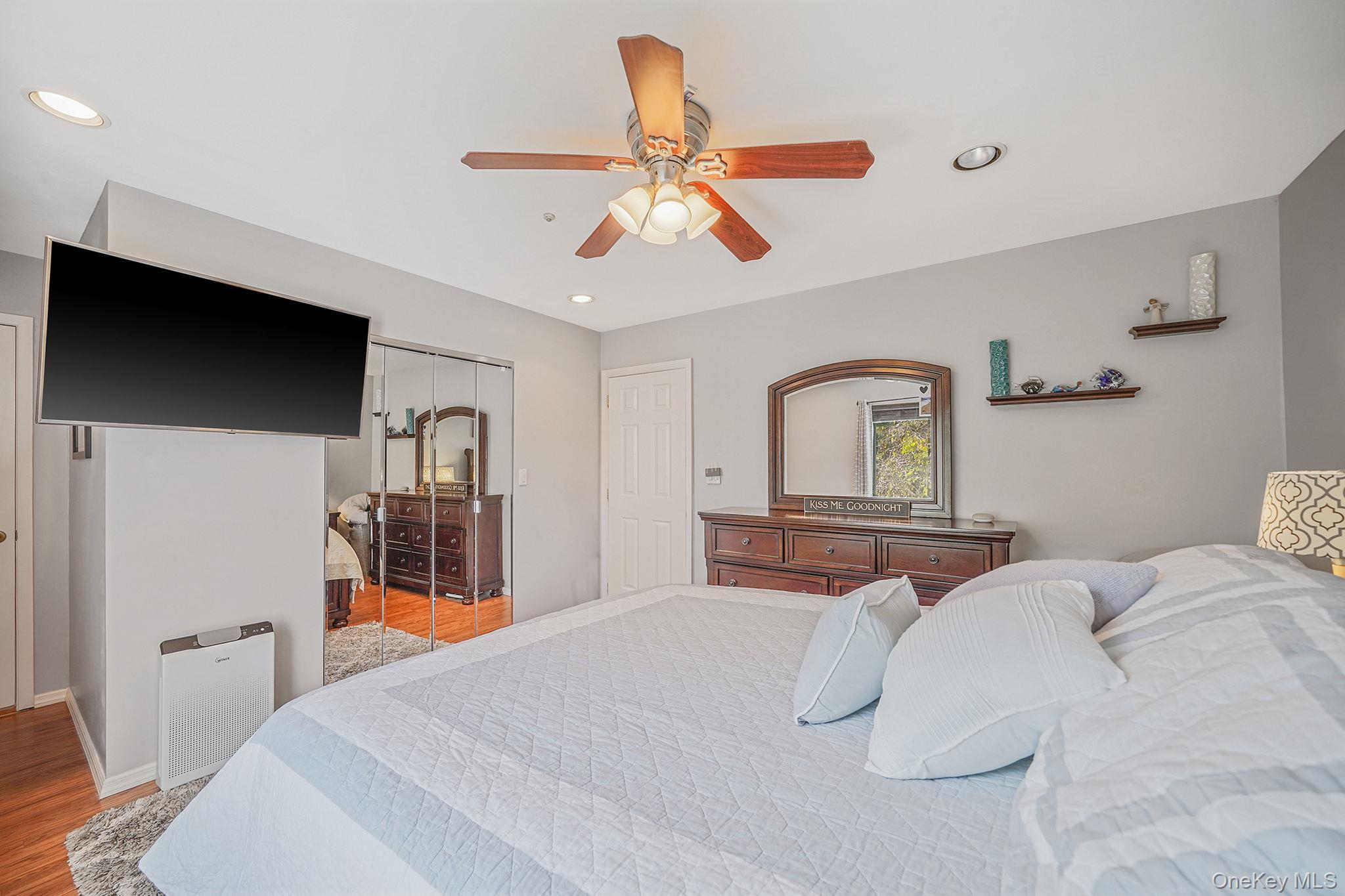 #19 photo, 3538 Gibbs Road, サフォーク郡 Coram , NY 11727