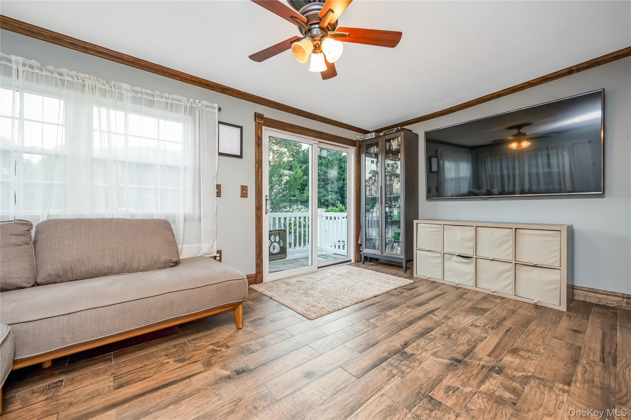 #19 photo, 140 Ocean Avenue, Islip , NY 11751