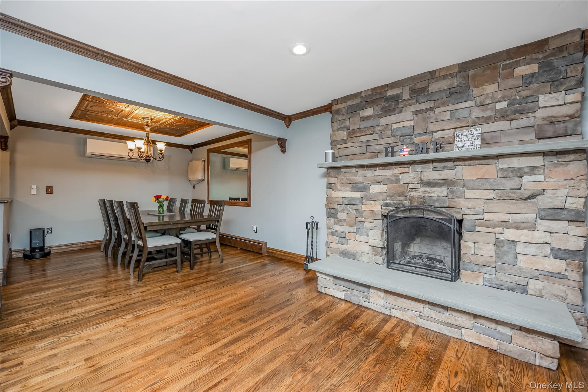 #2 photo, 140 Ocean Avenue, Islip , NY 11751