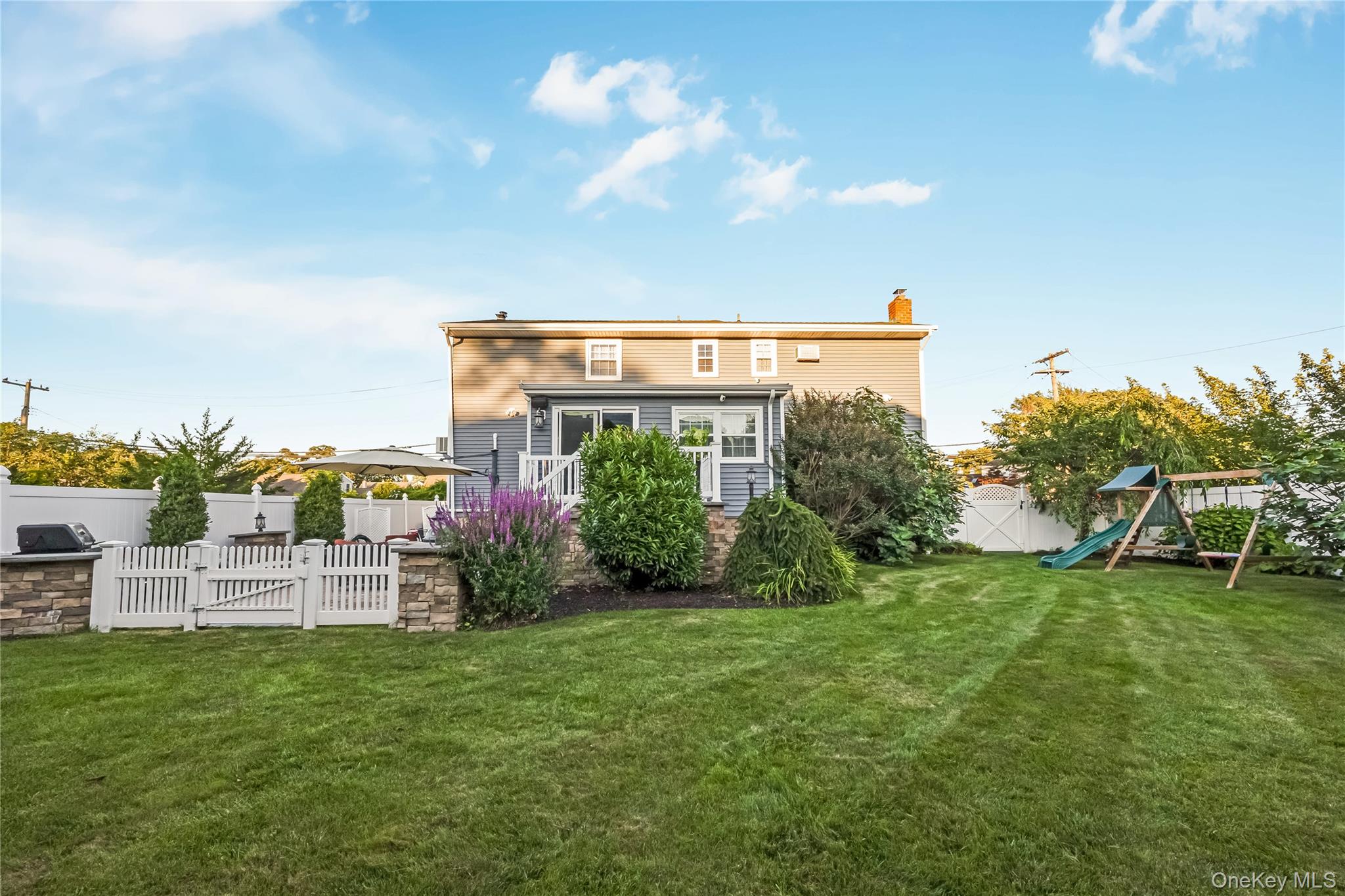 #5 photo, 140 Ocean Avenue, Islip , NY 11751