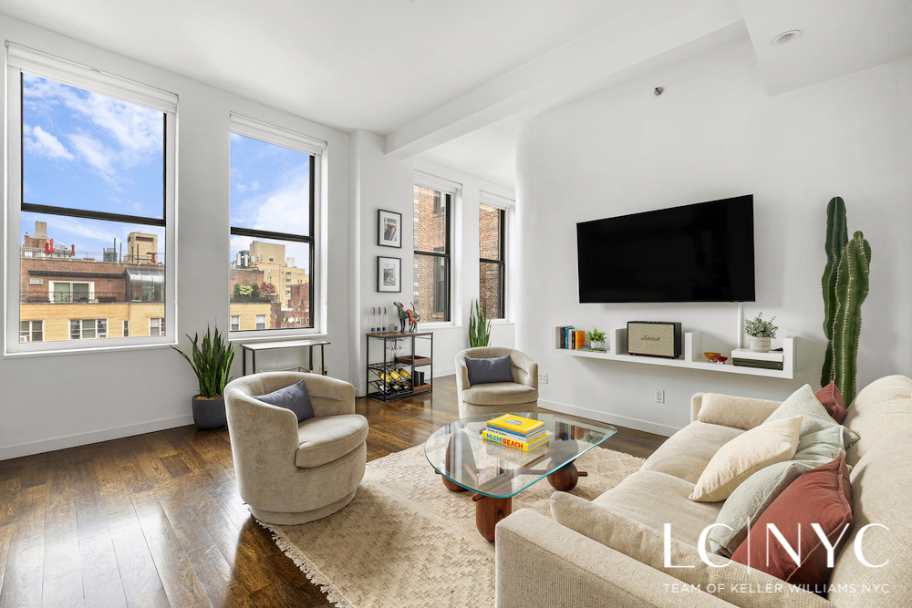 #1 photo, 11 E 36th Street, Midtown South , NY 10016