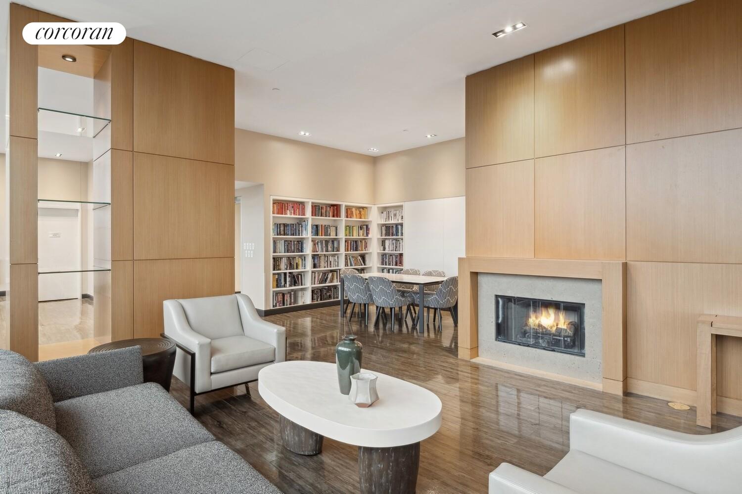 #10 photo, 425 MAIN Street, マンハッタン Roosevelt Island , NY 10044