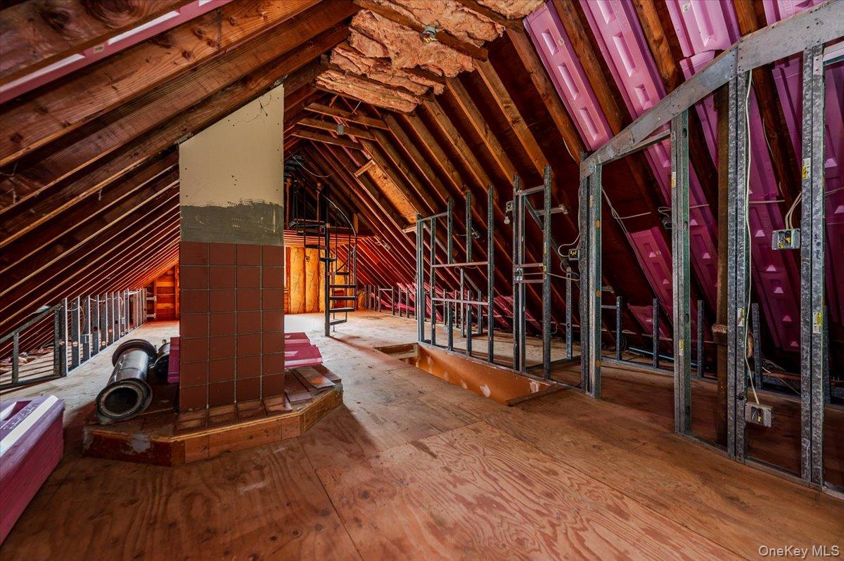 #15 photo, 10 Hampton Terrace, White Plains , NY 10607