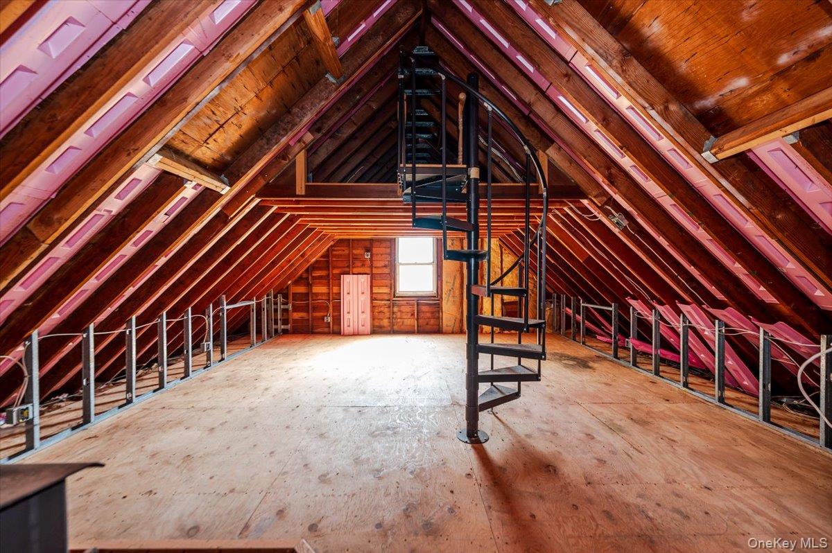 #16 photo, 10 Hampton Terrace, White Plains , NY 10607