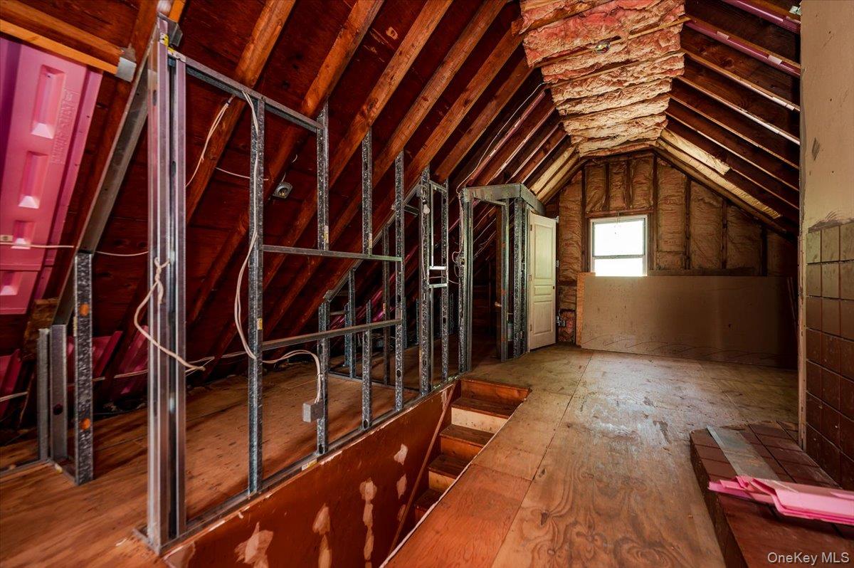 #17 photo, 10 Hampton Terrace, White Plains , NY 10607