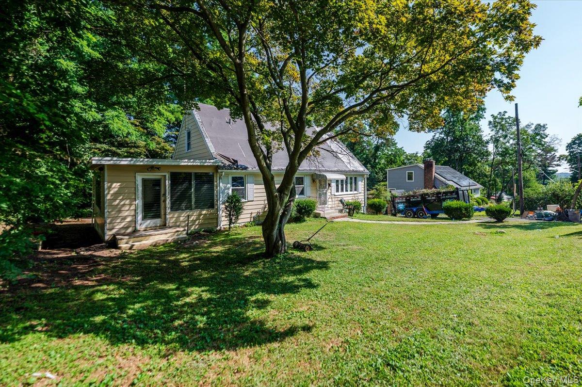 #2 photo, 10 Hampton Terrace, White Plains , NY 10607