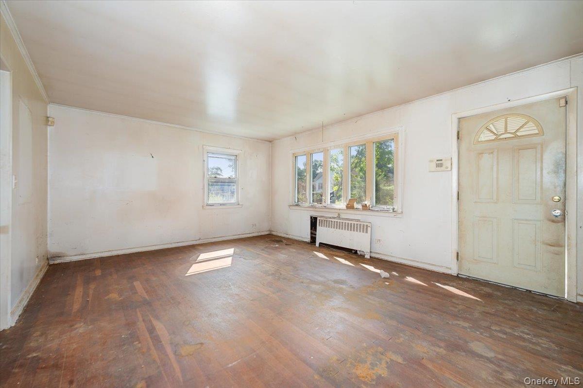 #3 photo, 10 Hampton Terrace, White Plains , NY 10607