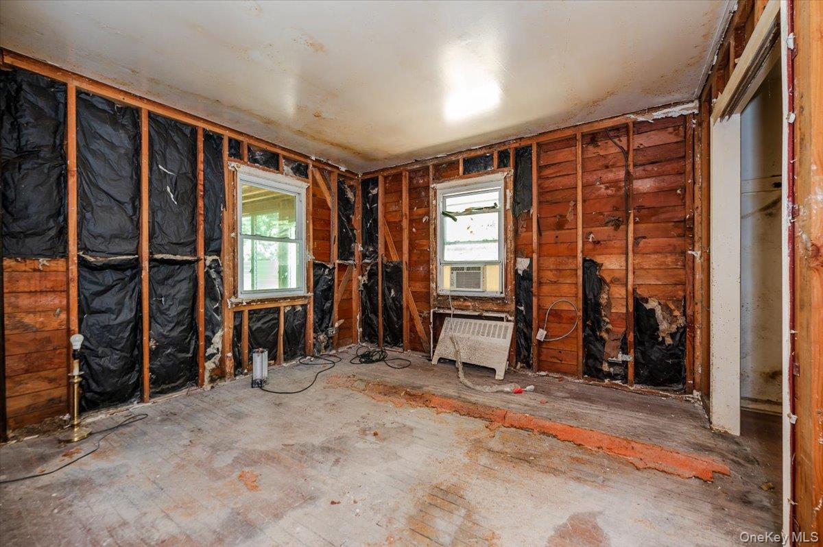 #8 photo, 10 Hampton Terrace, White Plains , NY 10607