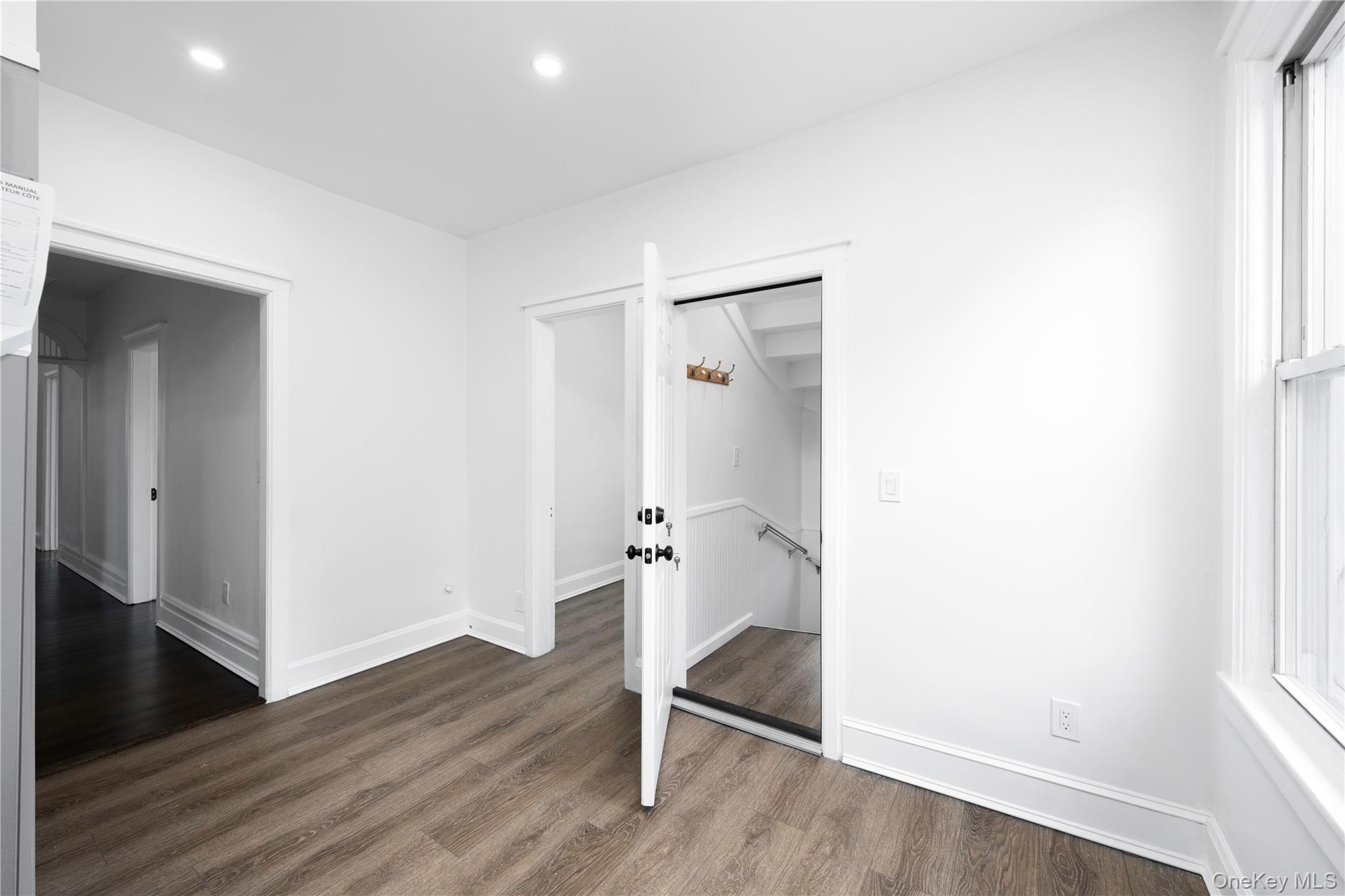 #4 photo, 35 North Street, Newburgh , NY 12550