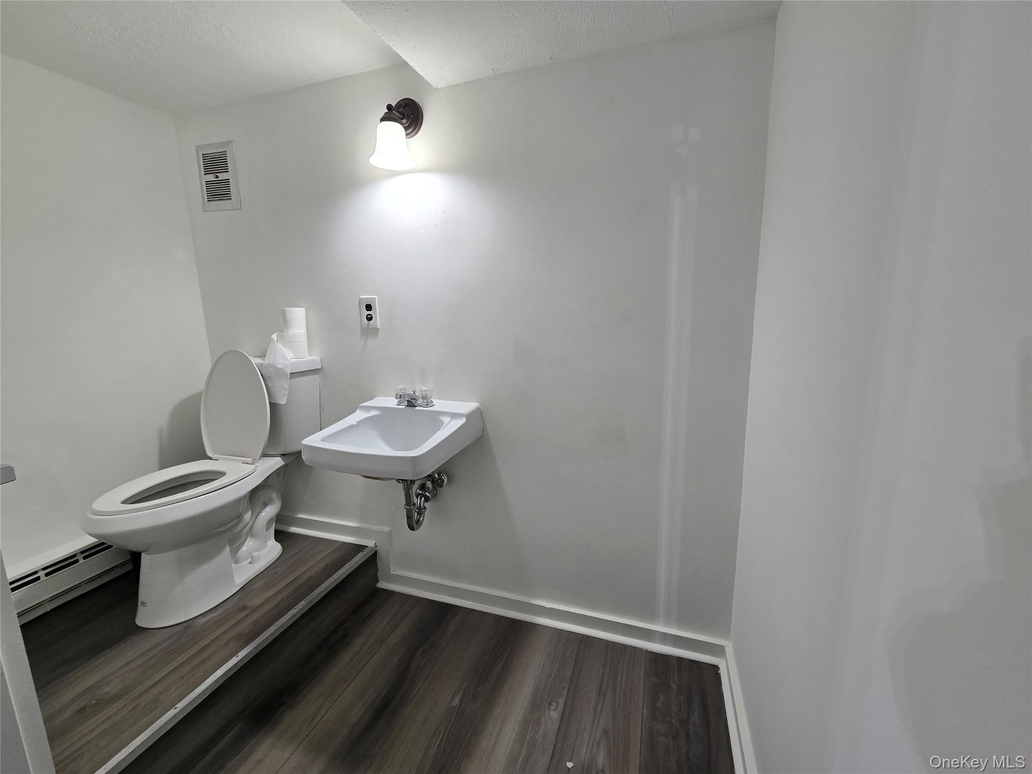 #8 photo, 690 Gipsy Trail Road, Carmel , NY 10512