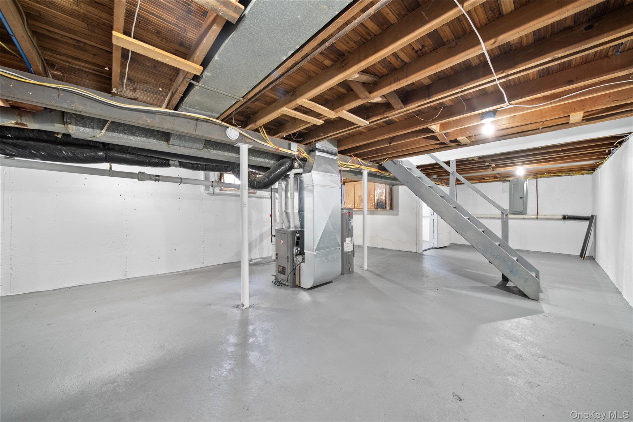 #12 photo, 21 Lehigh Avenue, 东长岛 Centereach , NY 11720