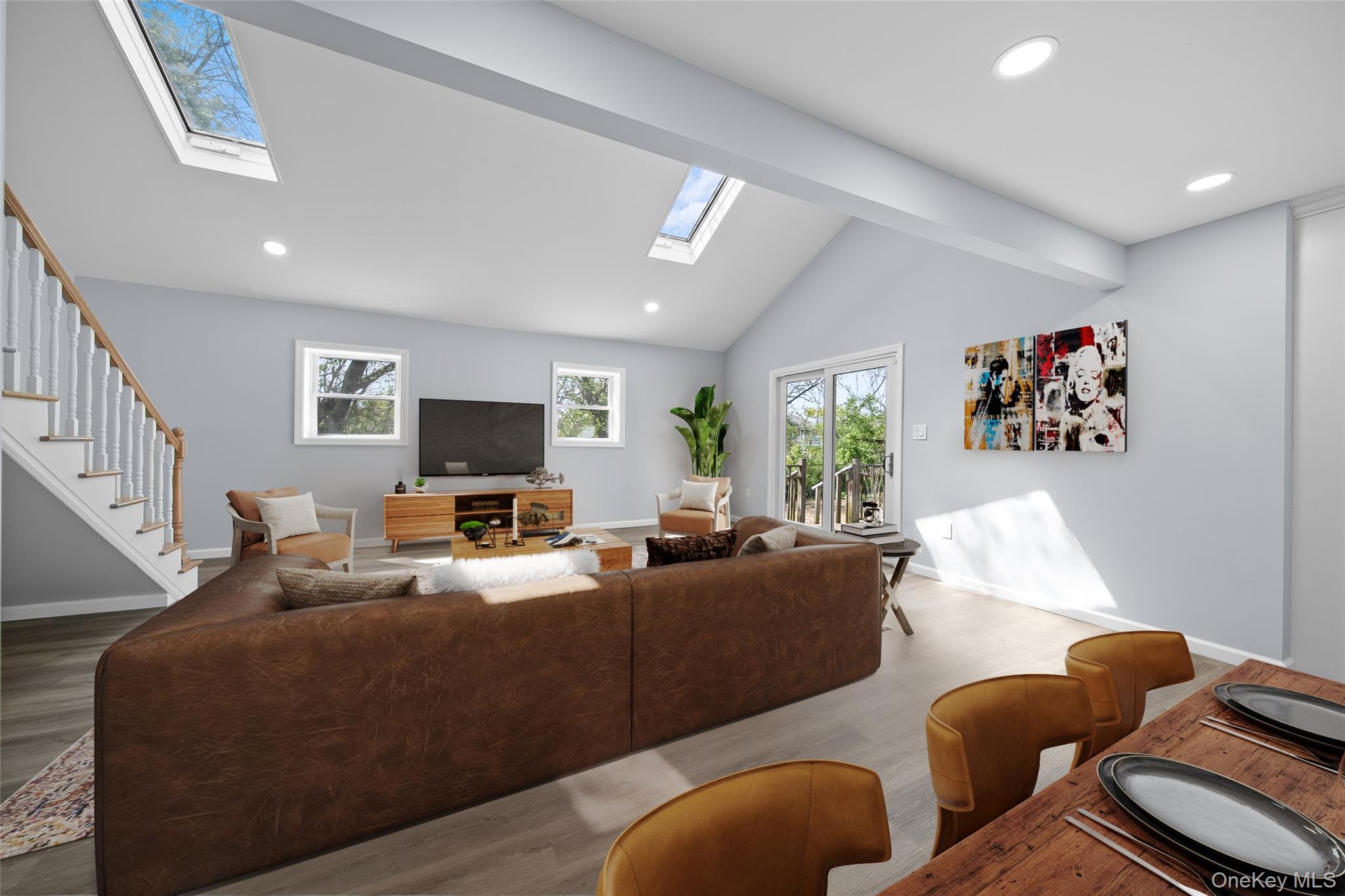 #4 photo, 21 Lehigh Avenue, 东长岛 Centereach , NY 11720