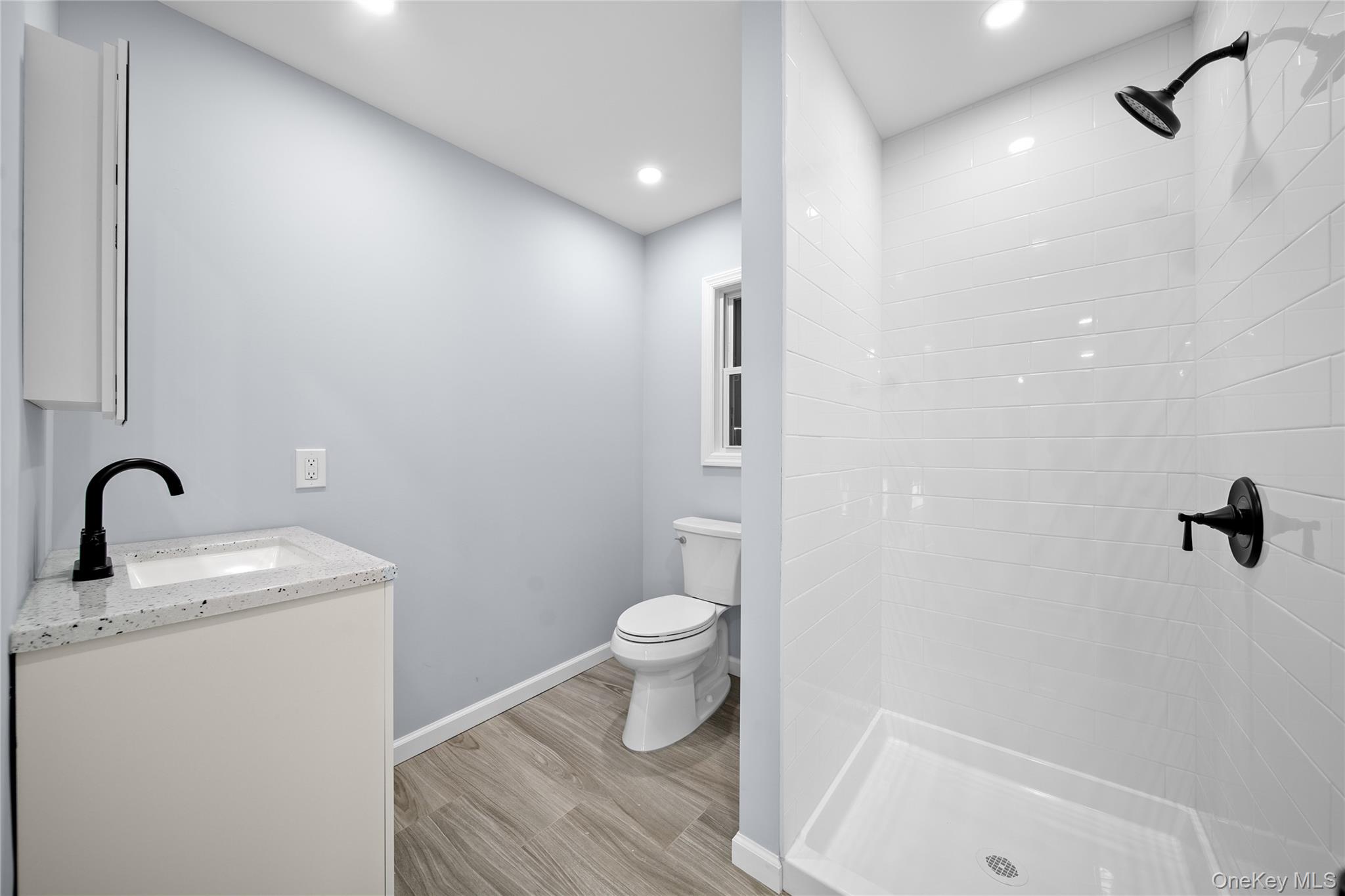 #8 photo, 21 Lehigh Avenue, 东长岛 Centereach , NY 11720