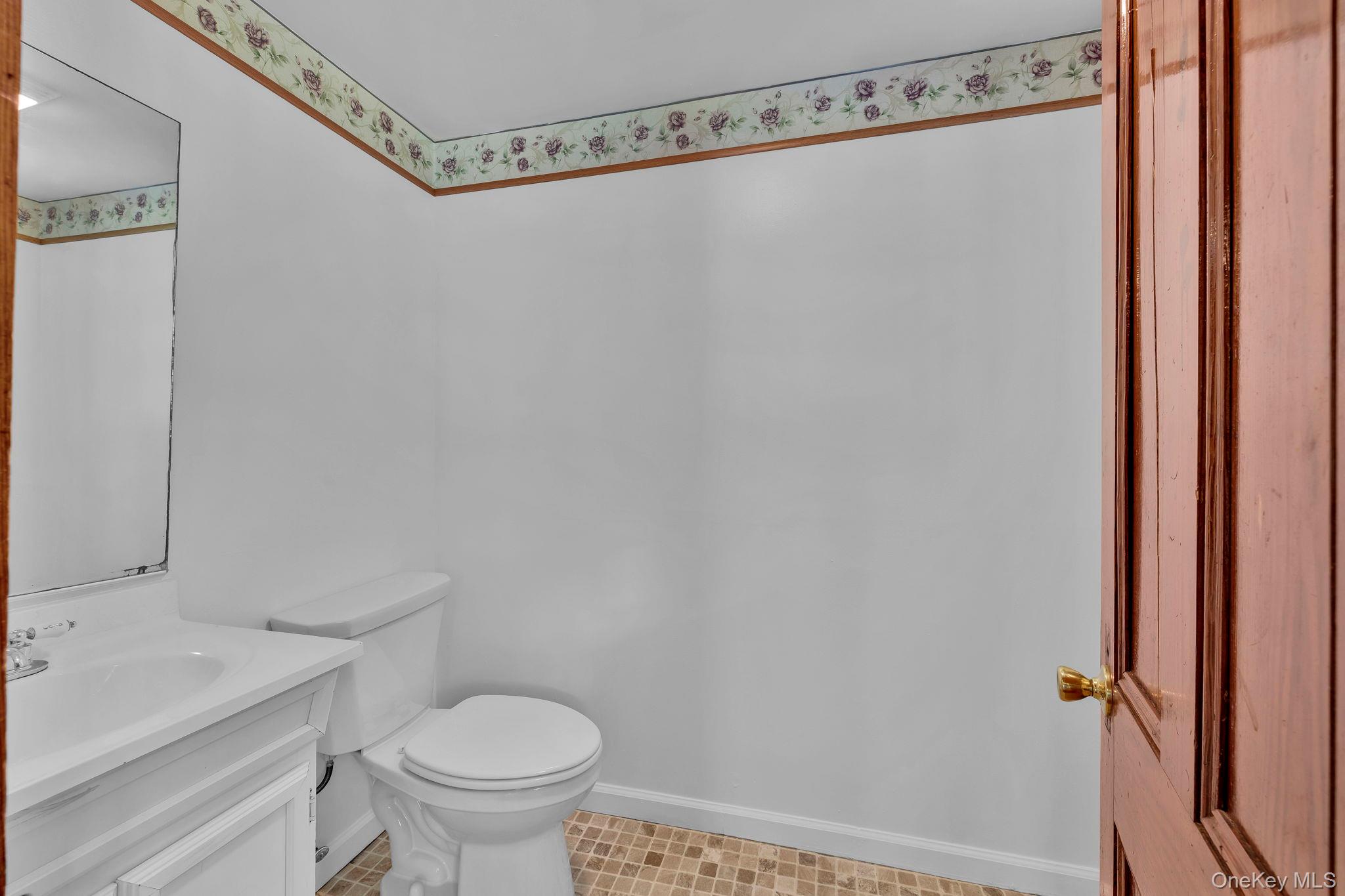 #7 photo, 708 Burlingham Road, Pine Bush , NY 12566