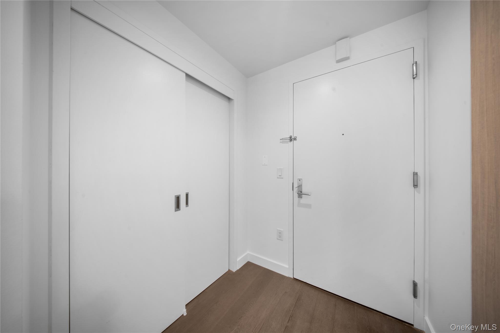 #19 photo, 131-05 40th Road, クイーンズ区 Flushing , NY 11354