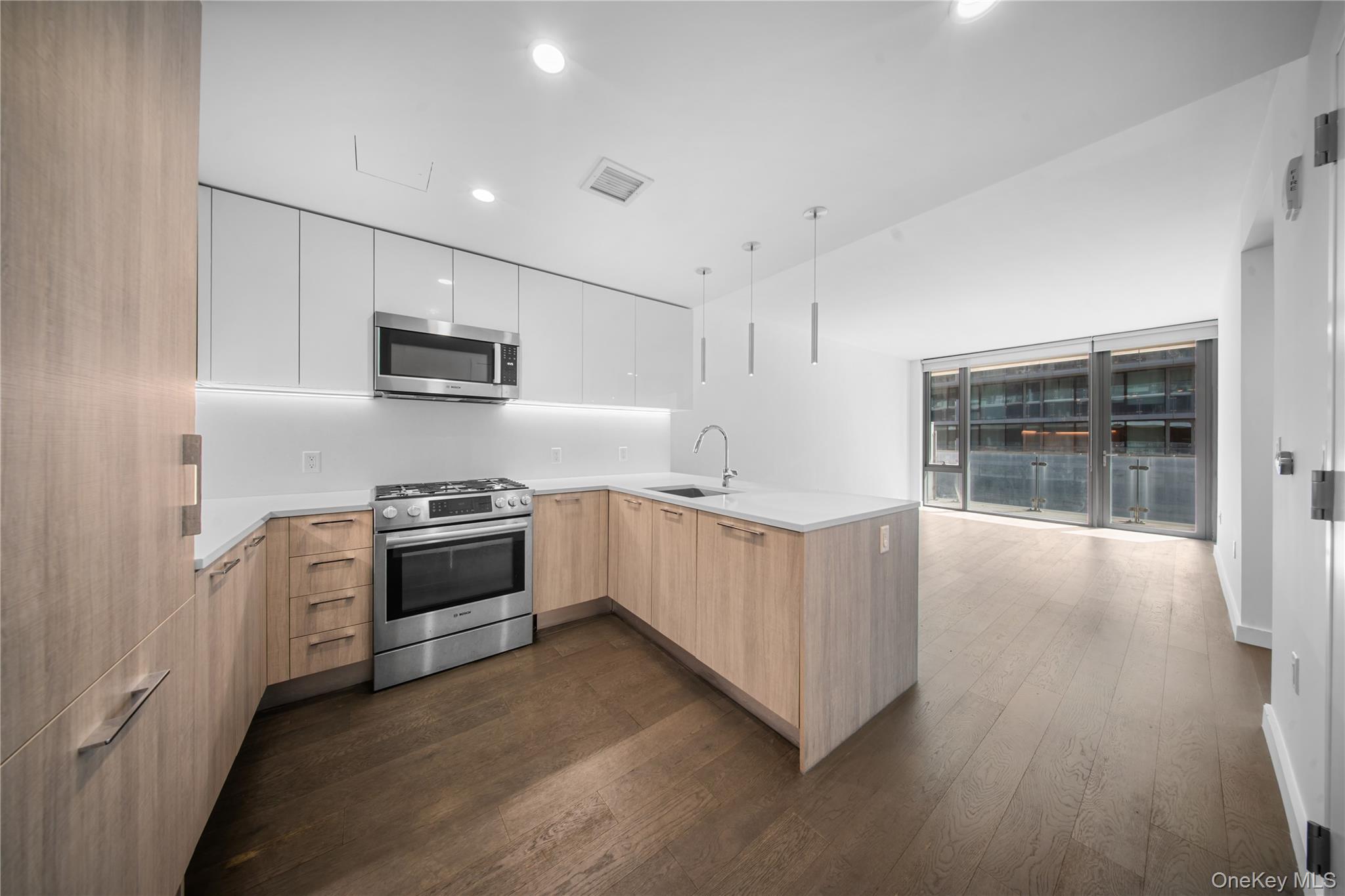 #4 photo, 131-05 40th Road, クイーンズ区 Flushing , NY 11354