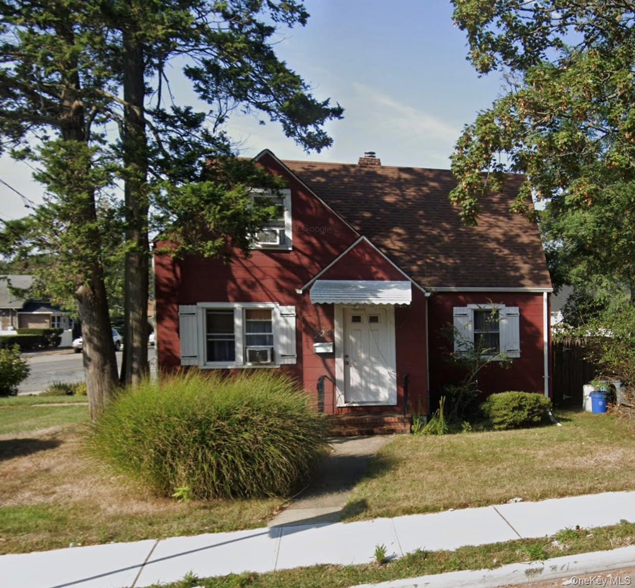 #2 photo, 225 Oak Street, サフォーク郡 Copiague , NY 11726