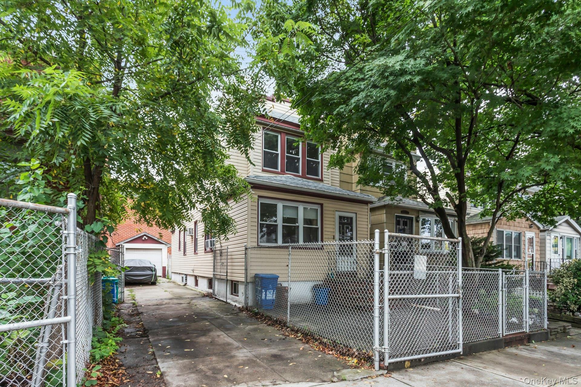 #1 photo, 6915 69th Place, 皇后区 Glendale , NY 11385