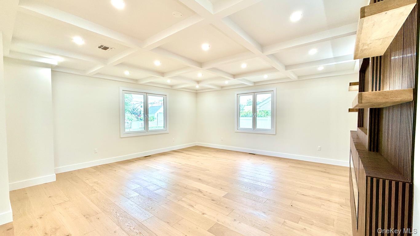 #6 photo, 60 Periwinkle Road, ナッソー郡 Levittown , NY 11756