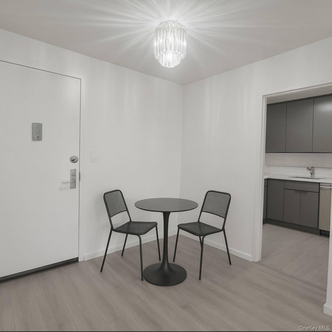 #2 photo, 17-85 215th Street, クイーンズ区 Bayside , NY 11360