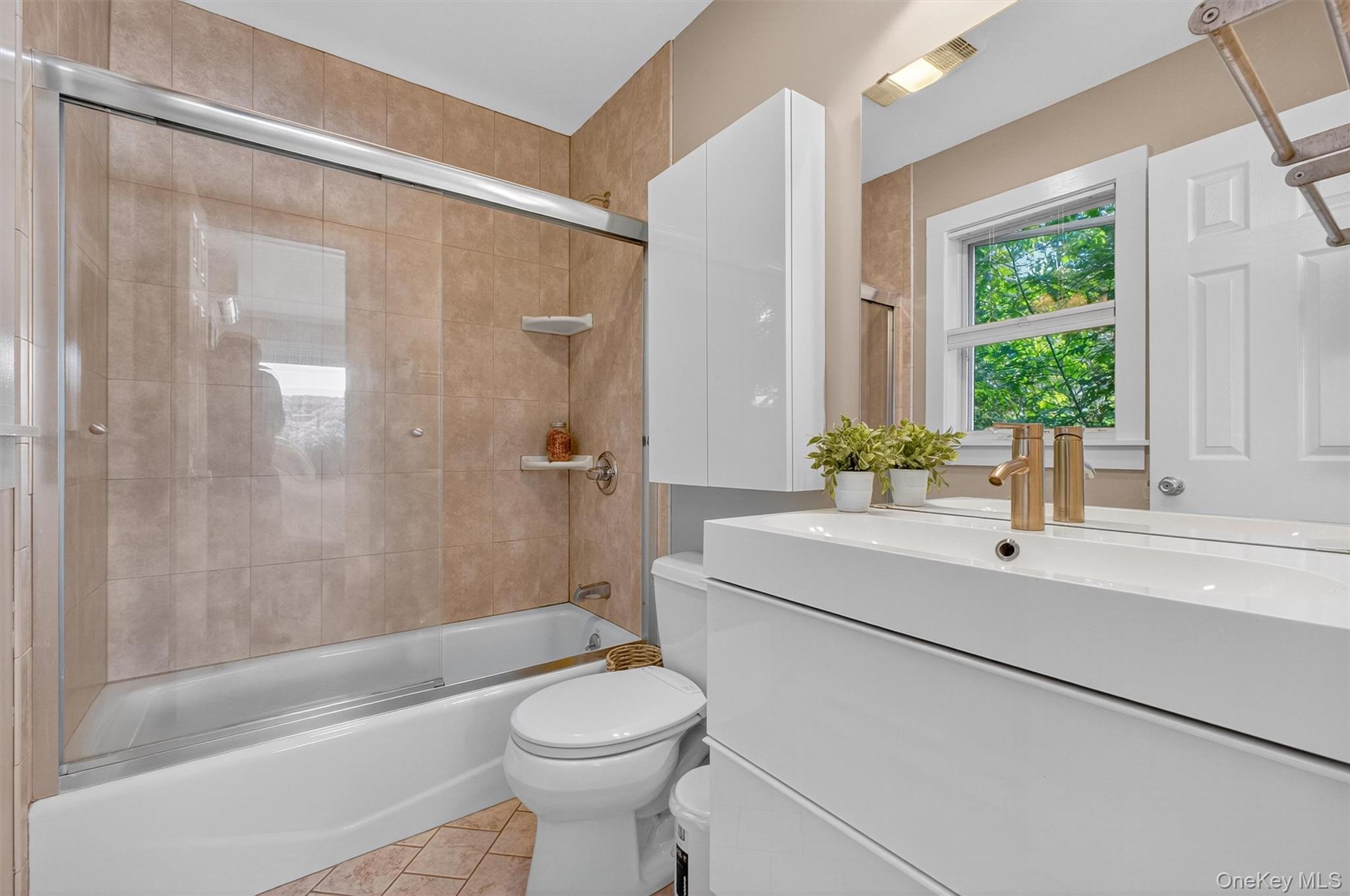 #10 photo, 60 LAKEVIEW DR, Holmes , NY 12531