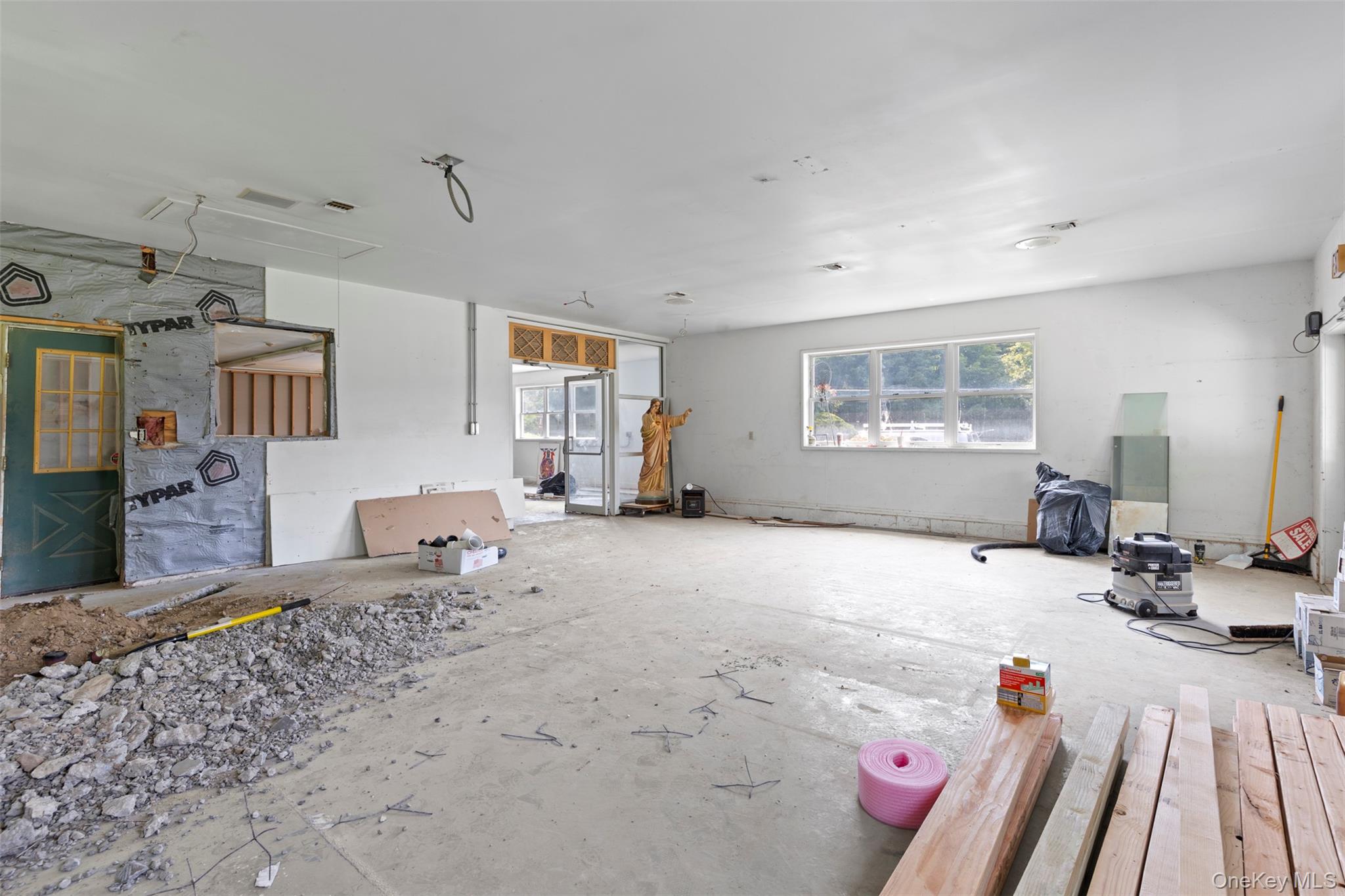 #16 photo, 737 Broadway (aka 9W), Ulster Park , NY 12487