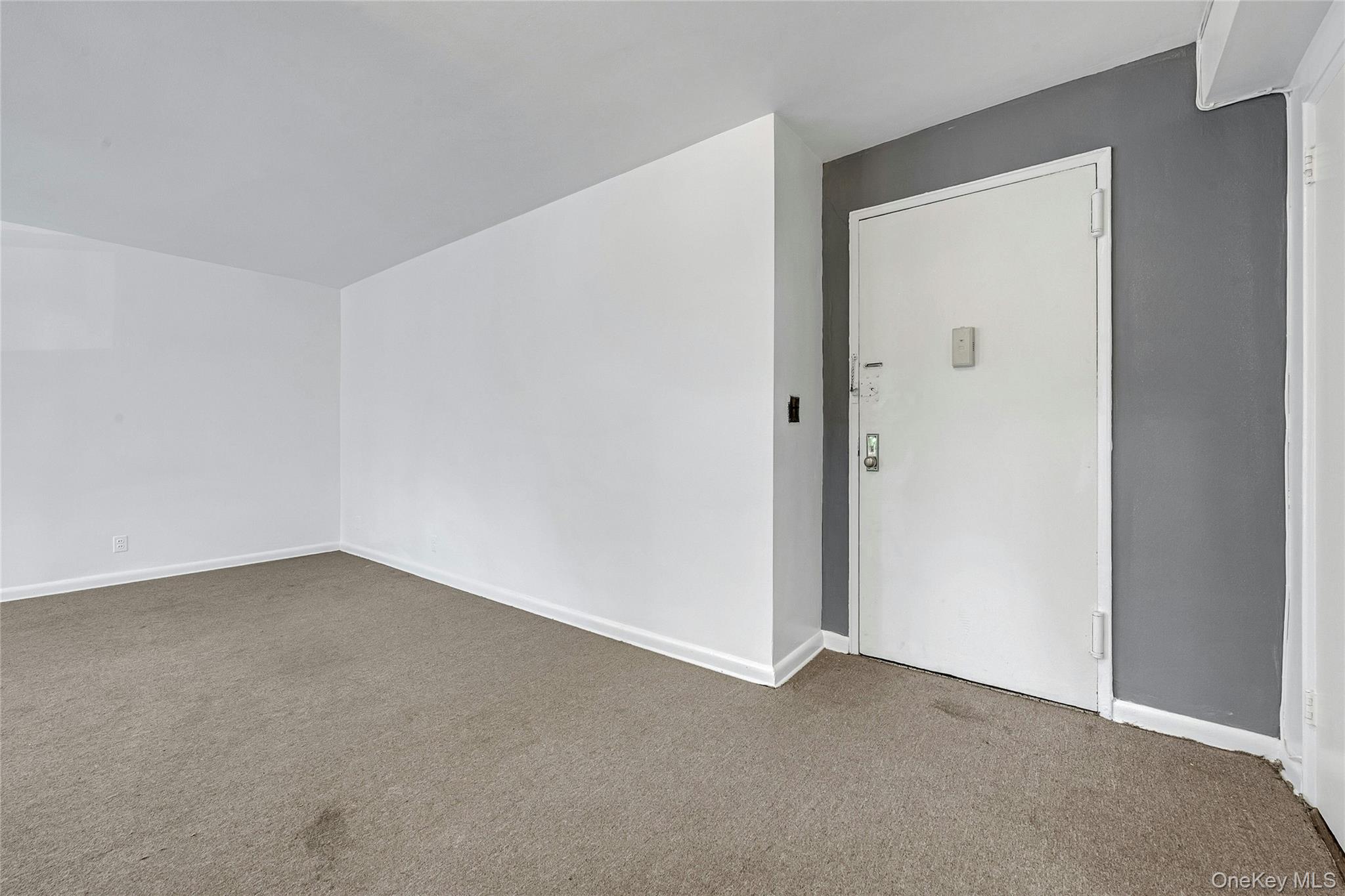 #3 photo, 5 Sadore Lane, Yonkers , NY 10710