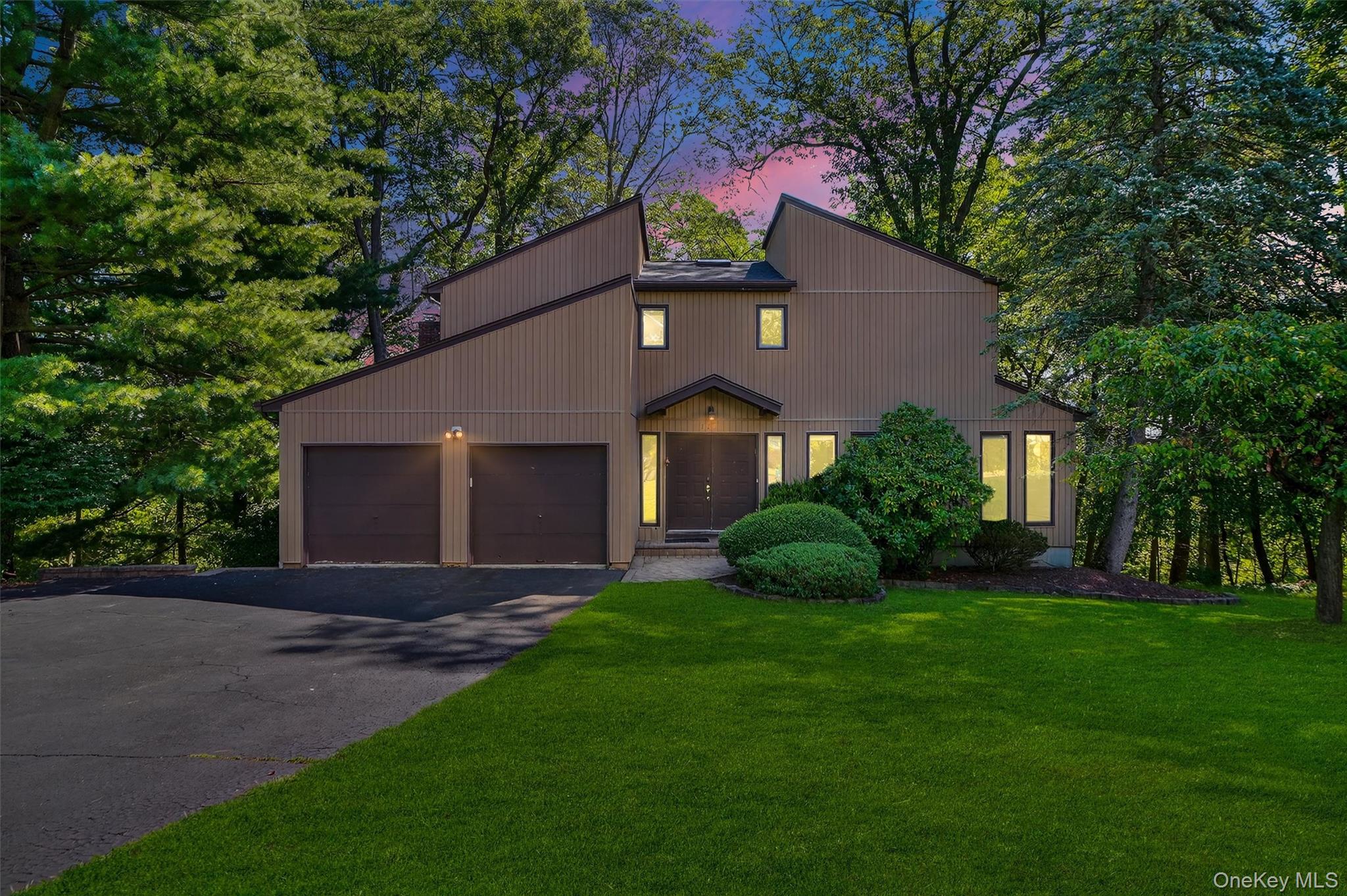 #1 photo, 127 Bellows Lane, New City , NY 10956