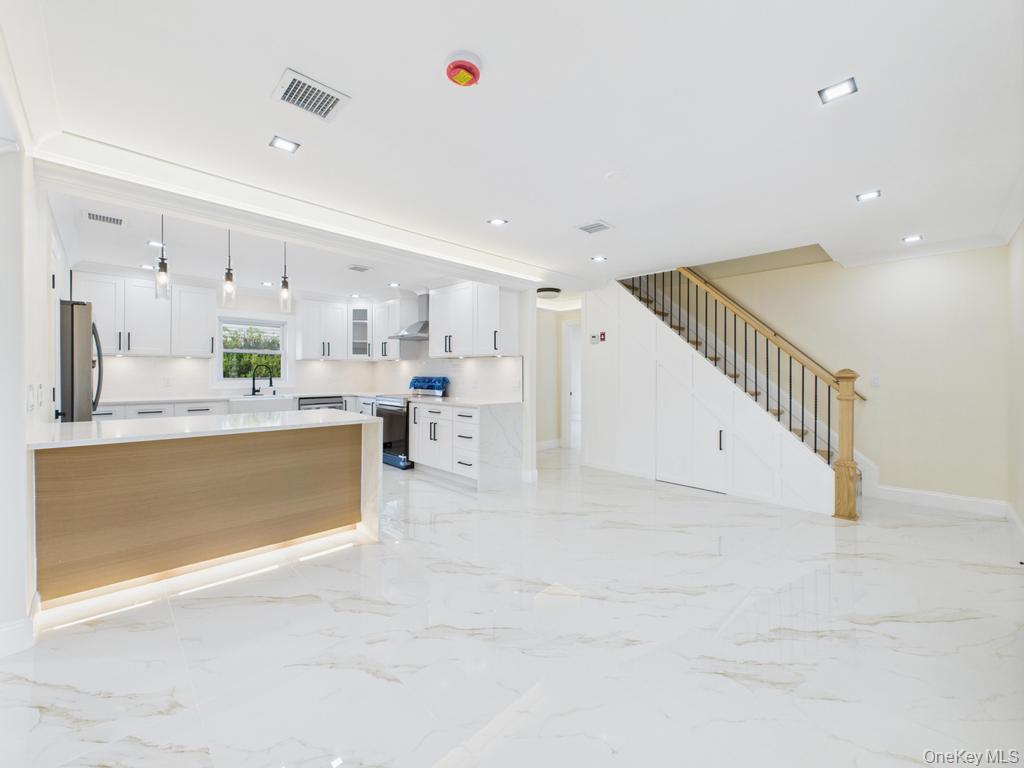 #11 photo, 49 Griddle Lane, ナッソー郡 Levittown , NY 11756