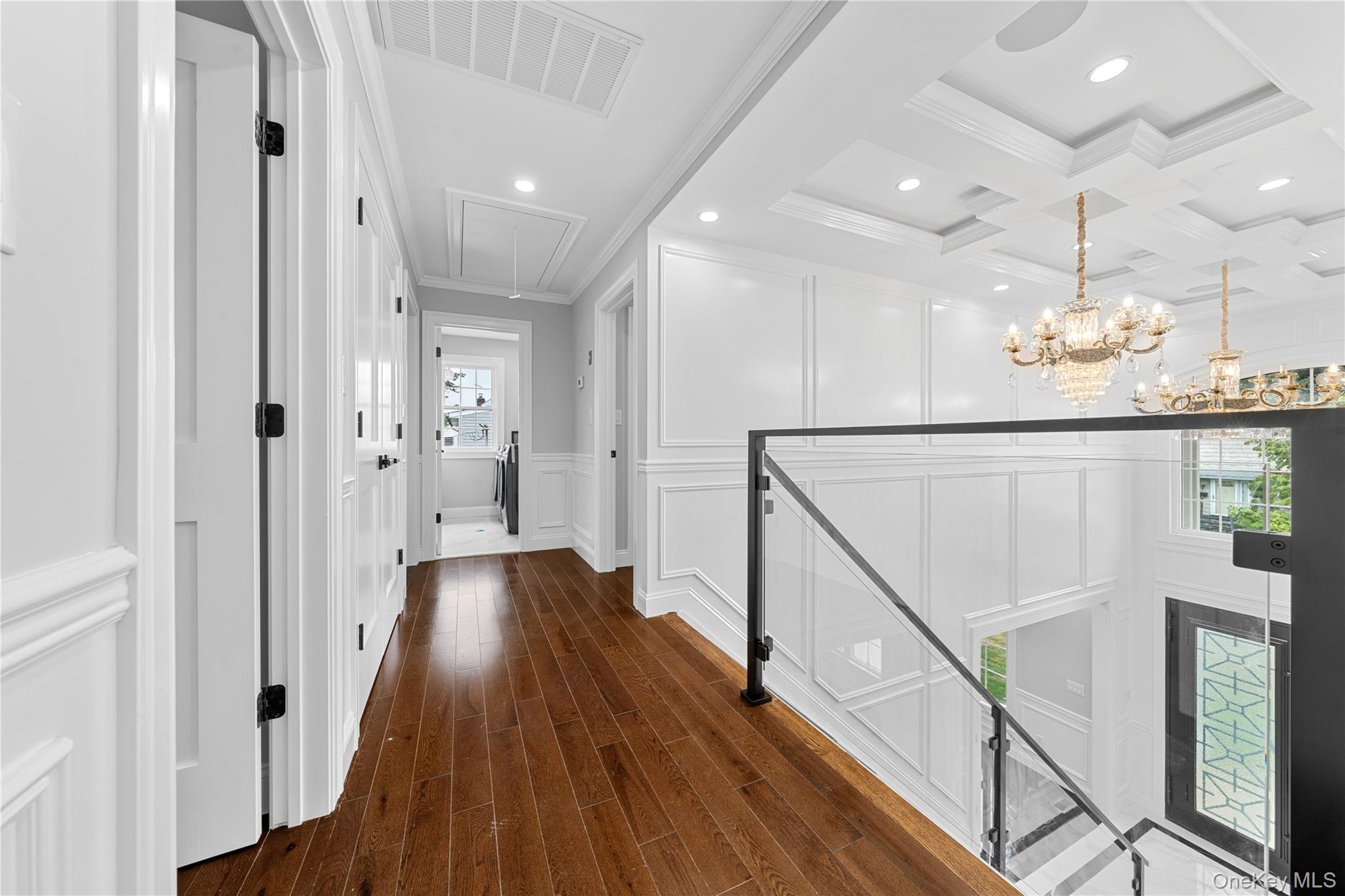 #18 photo, 71 Cedar Street, ナッソー郡 Hicksville , NY 11801