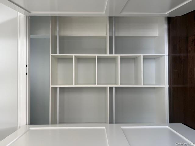 #4 photo, 71 Cedar Street, ナッソー郡 Hicksville , NY 11801