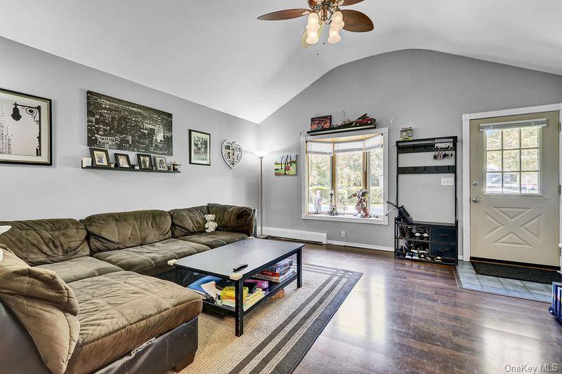 #5 photo, 500 Boxwood Drive, サフォーク郡 Shirley , NY 11967