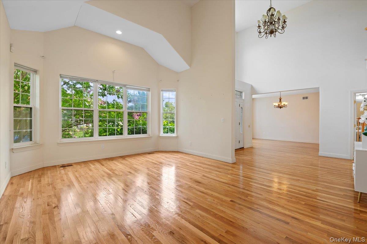 #9 photo, 23 Island Trail, サフォーク郡 Mount Sinai , NY 11766