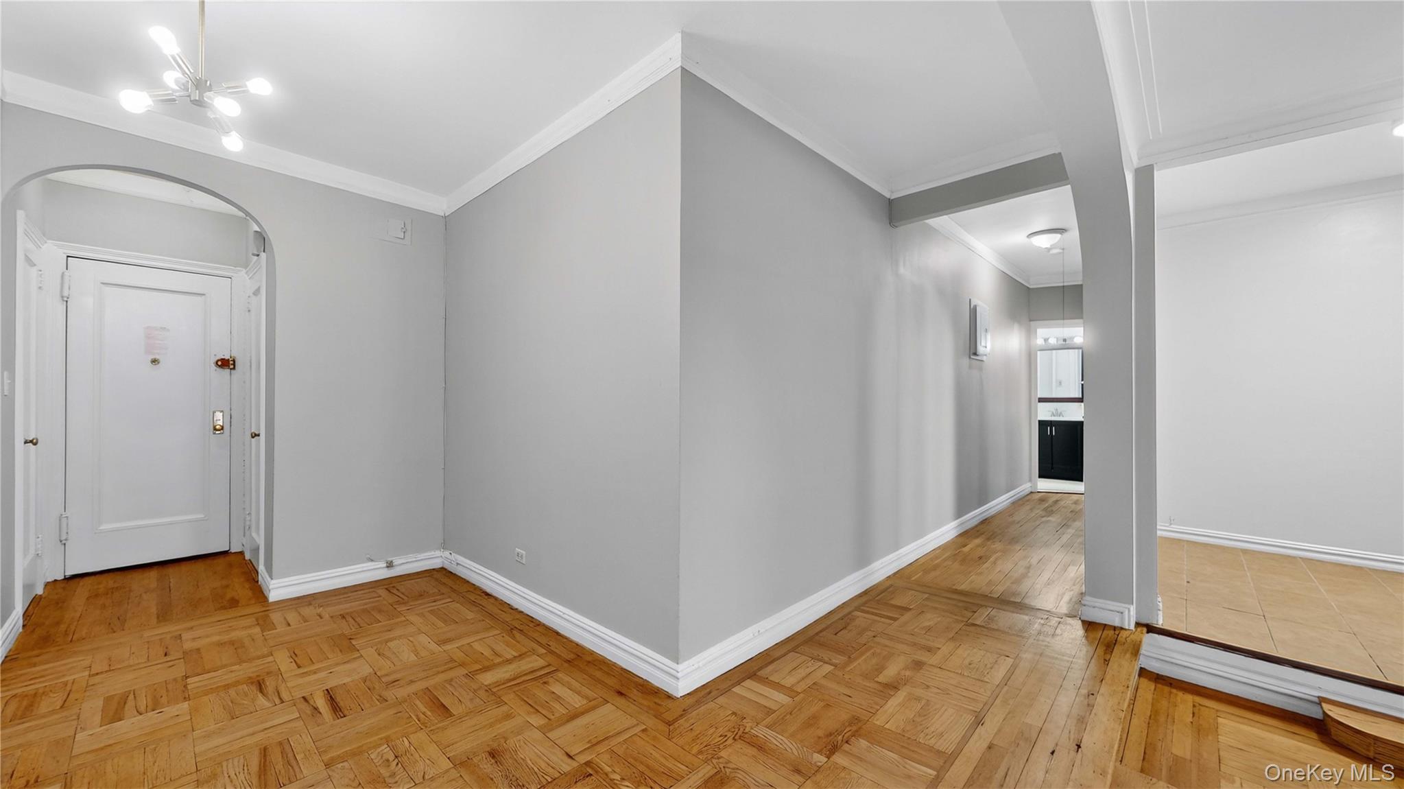 #1 photo, 4107 42nd Street, クイーンズ区 Sunnyside , NY 11104