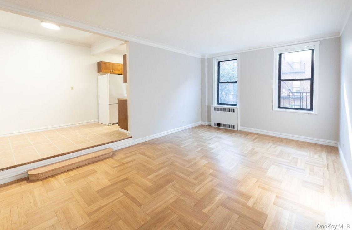 #13 photo, 4107 42nd Street, クイーンズ区 Sunnyside , NY 11104