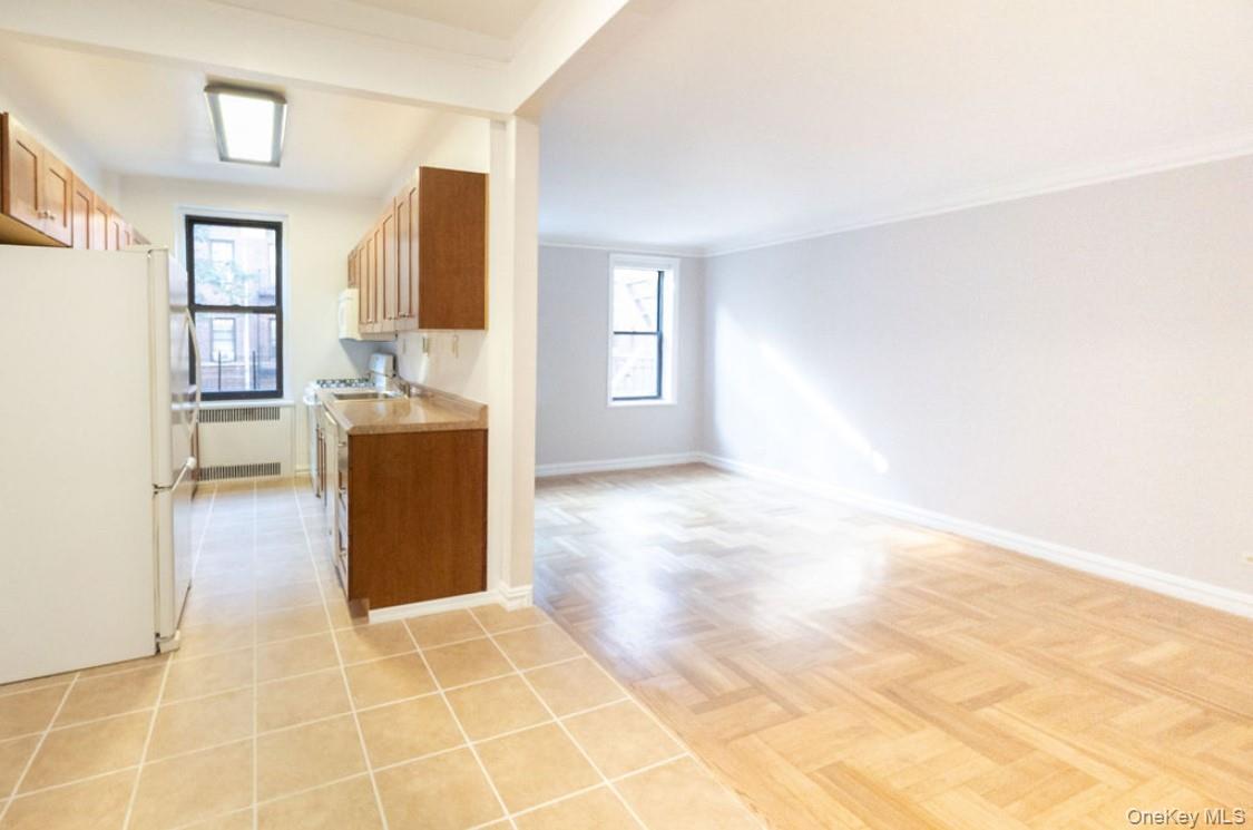 #14 photo, 4107 42nd Street, クイーンズ区 Sunnyside , NY 11104