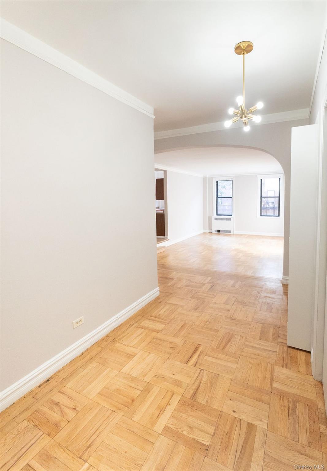 #6 photo, 4107 42nd Street, クイーンズ区 Sunnyside , NY 11104