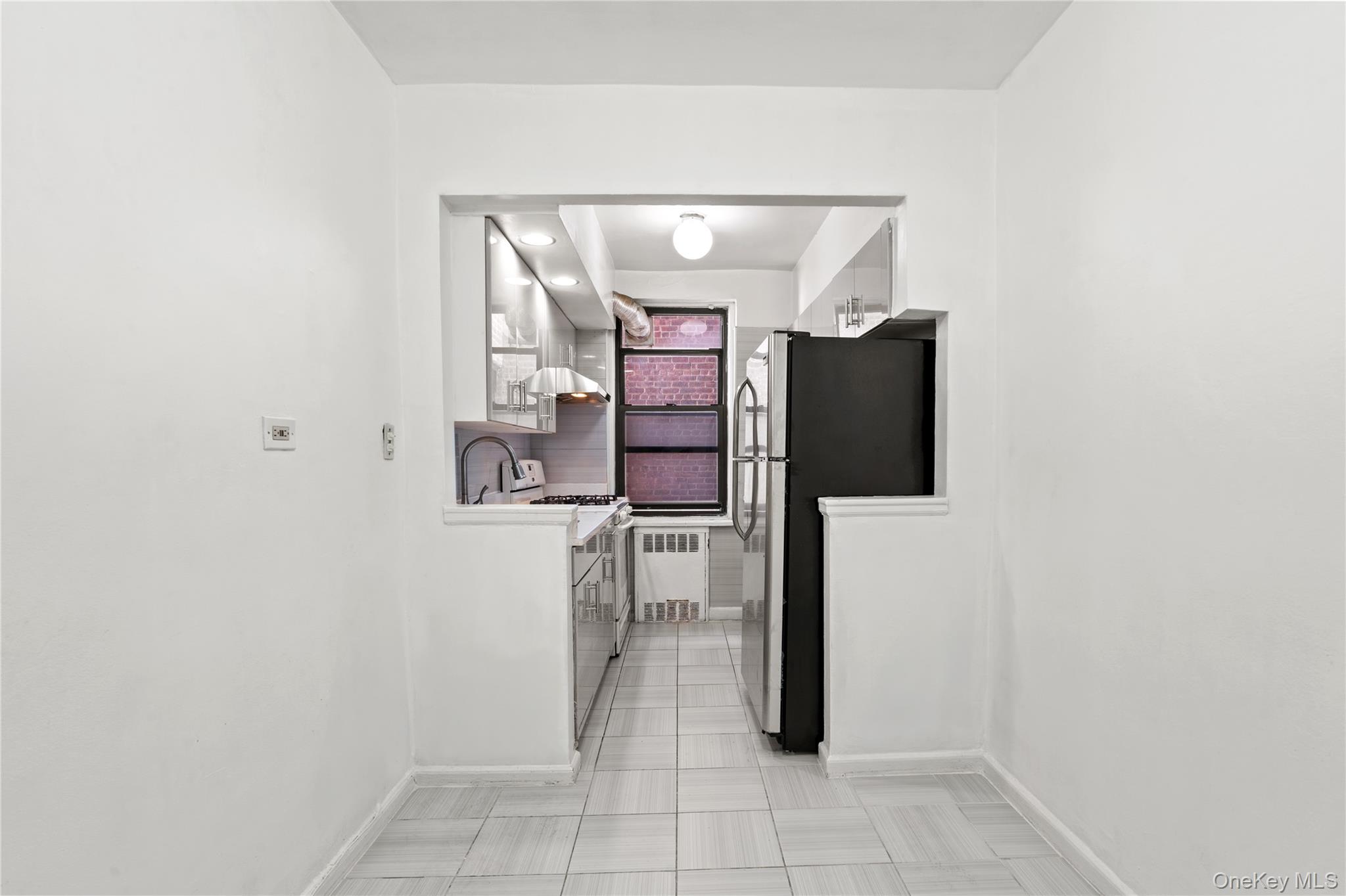 #11 photo, 66-15 Wetherole Street, クイーンズ区 Rego Park , NY 11374