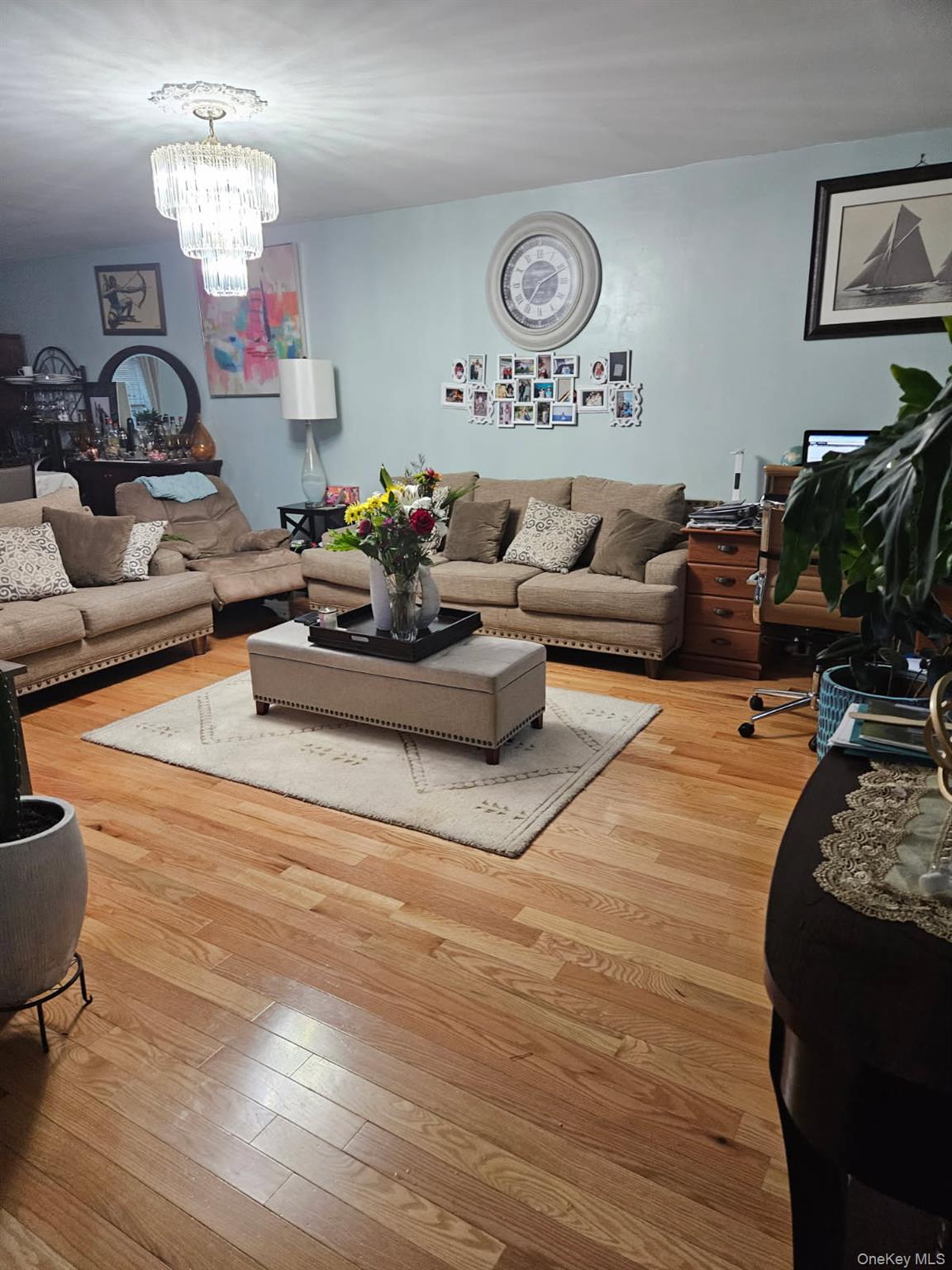 #1 photo, 115-69 203 Street, クイーンズ区 Saint Albans , NY 11412