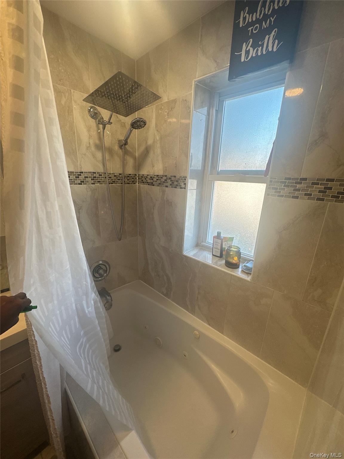 #19 photo, 115-69 203 Street, クイーンズ区 Saint Albans , NY 11412