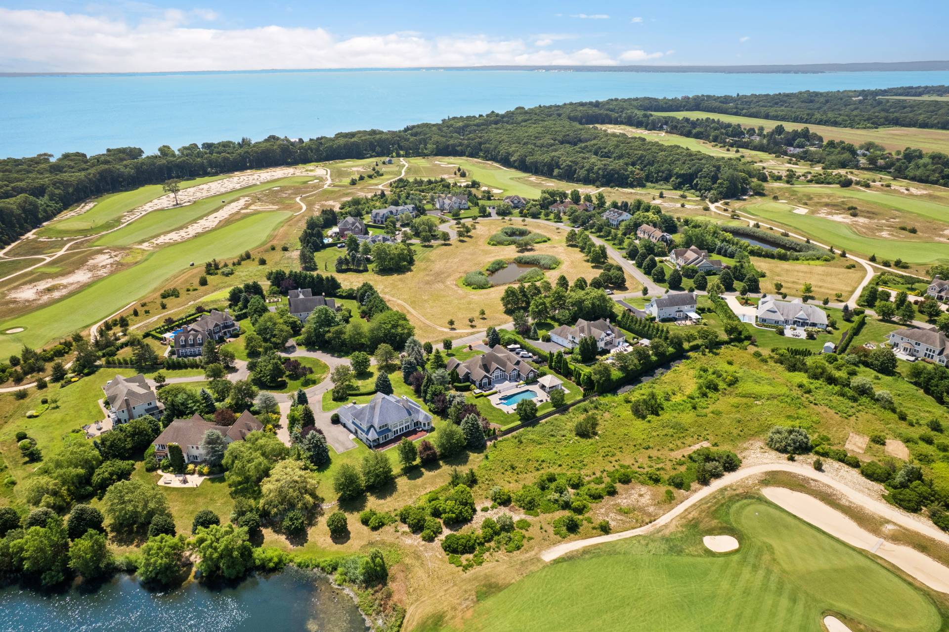 #15 photo, 2675 Laurel Trail, サフォーク郡 Laurel , NY 11948