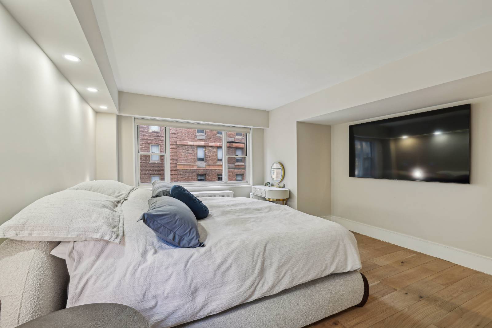 #7 photo, 100 West 57th Street, マンハッタン New York , NY 10019