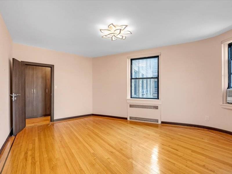 #7 photo, 1120 Brighton Beach Avenue, #5AA, ブルックリン区 Brighton Beach , NY 11235