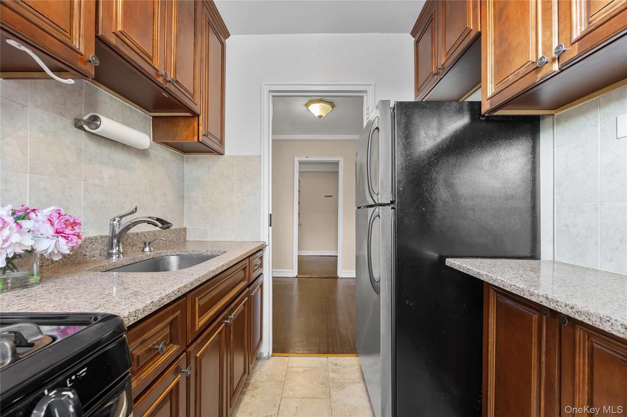 #11 photo, 99-45 67th Road, クイーンズ区 Forest Hills , NY 11375