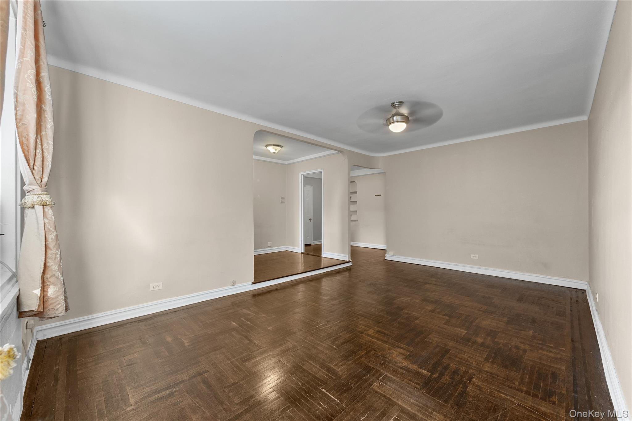 #6 photo, 99-45 67th Road, クイーンズ区 Forest Hills , NY 11375