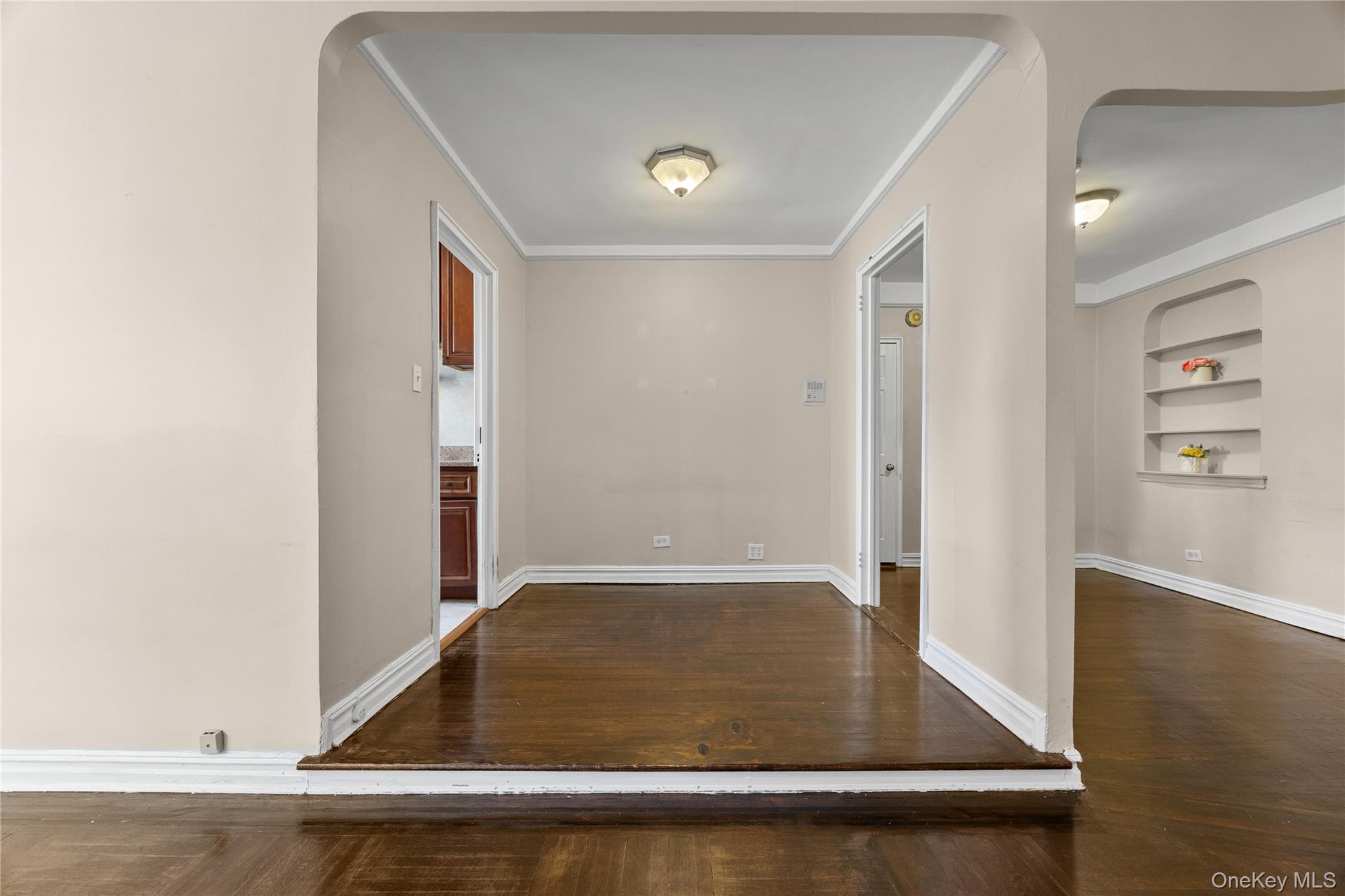 #7 photo, 99-45 67th Road, クイーンズ区 Forest Hills , NY 11375