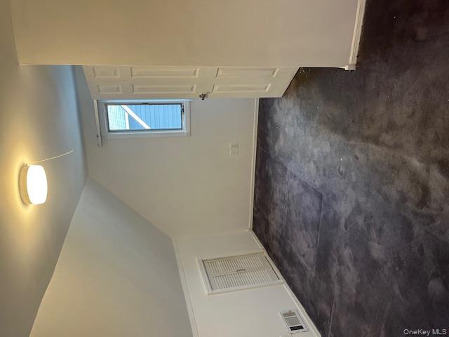 #11 photo, 3977 Wellwood Road, ナッソー郡 Seaford , NY 11783